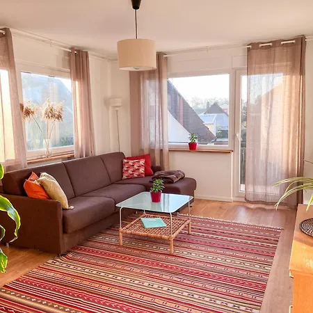 Helle Und Gemuetliche Ferienwohnung In Lorsch Buitenkant foto