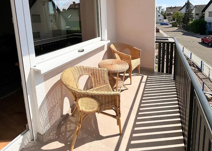 Helle Und Gemuetliche Ferienwohnung In Lorsch