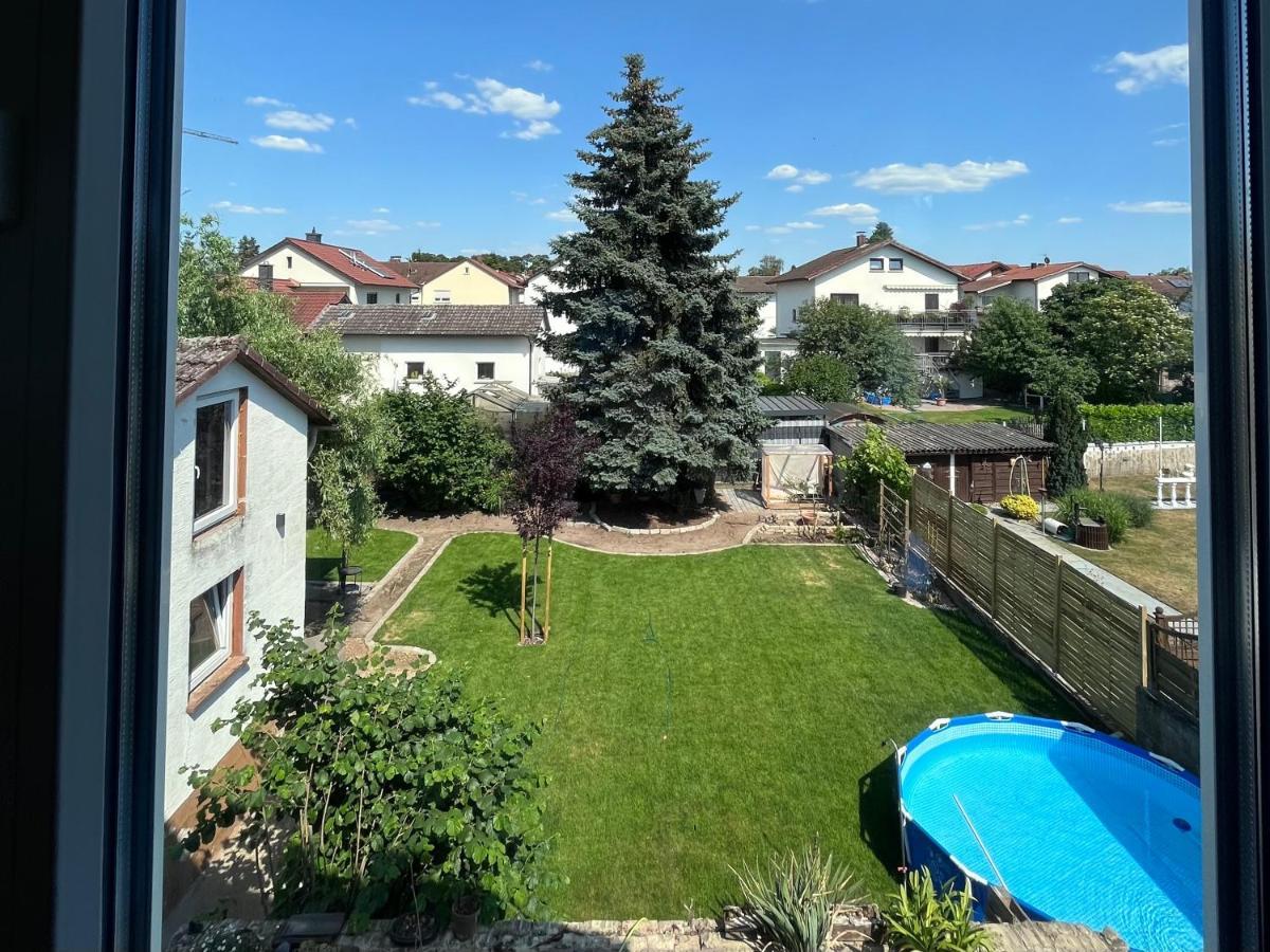 Appartement Helle Und Gemuetliche In *