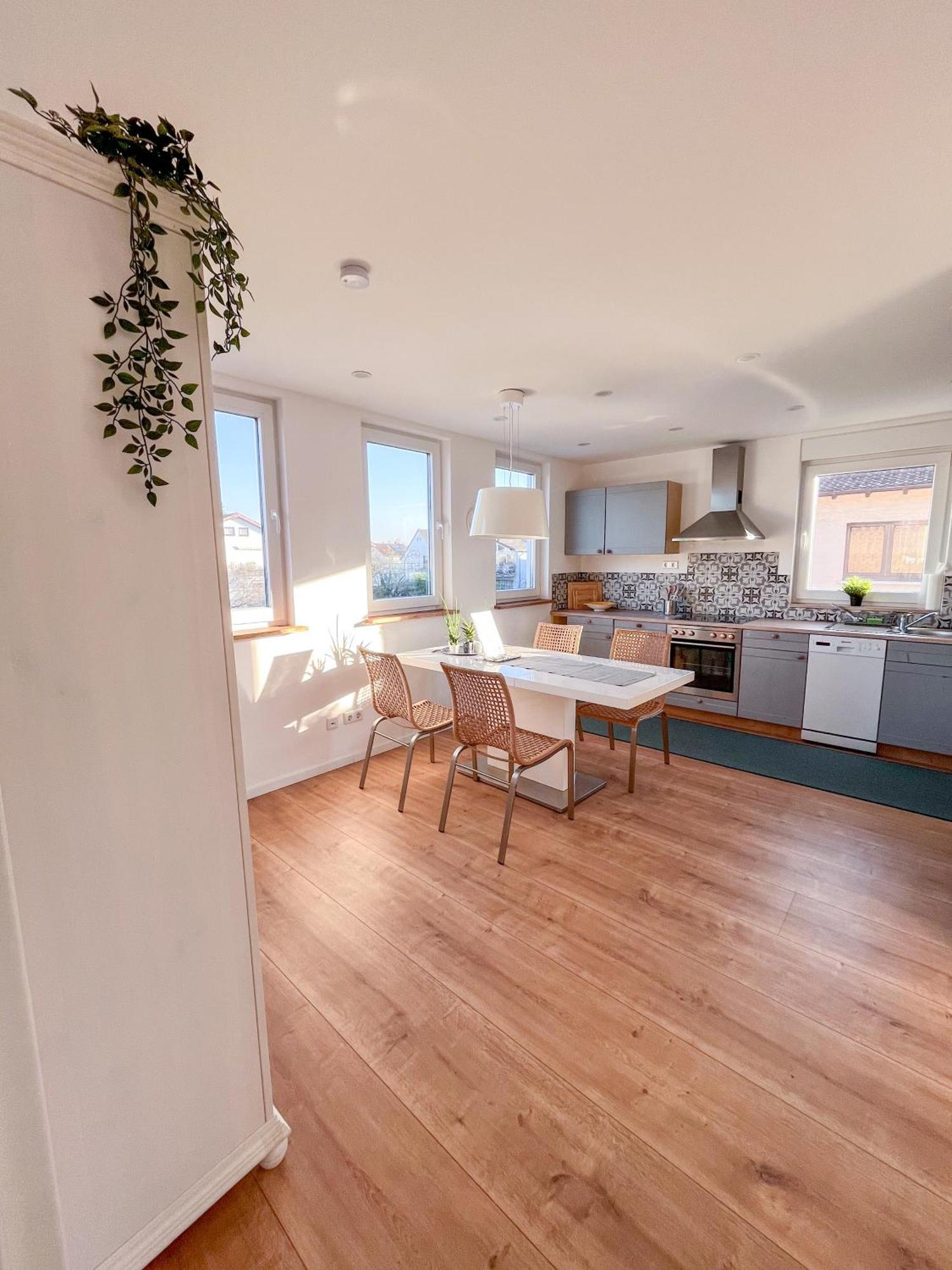 Apartment Helle Und Gemütliche In Lorsch