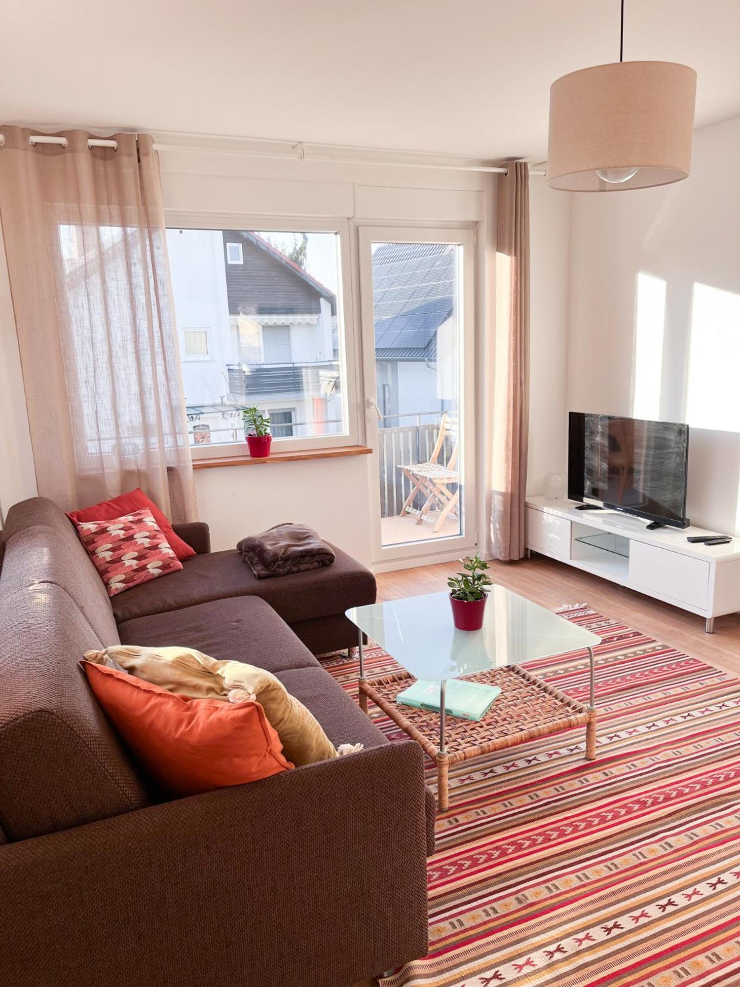 Helle Und Gemuetliche In Appartement